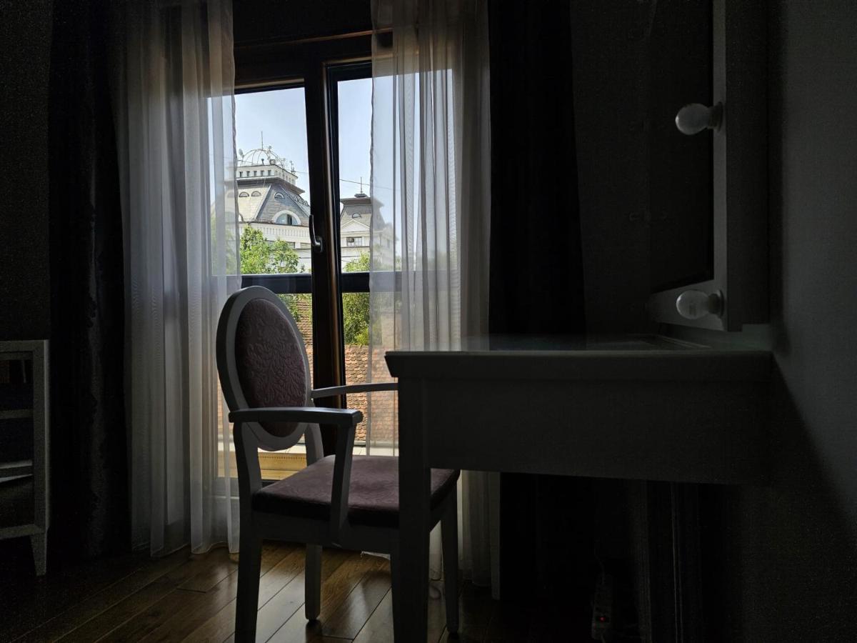 Bright Side Apartment Novi Sad Exterior foto